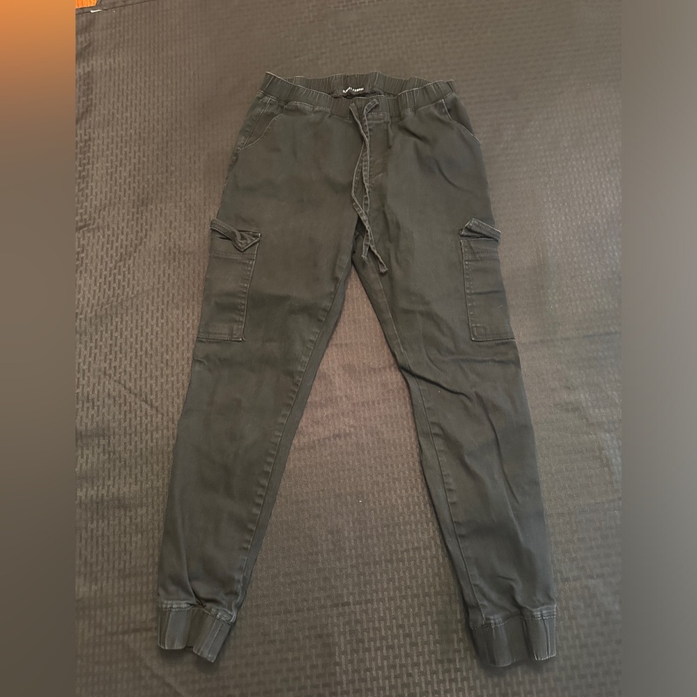 Almost Famous Black Cargo Pants Size M